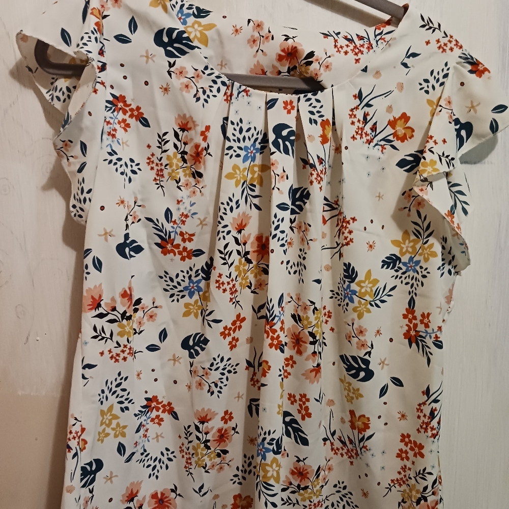 SHEIN TOP